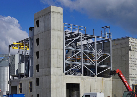 RESTORATION BUILDING